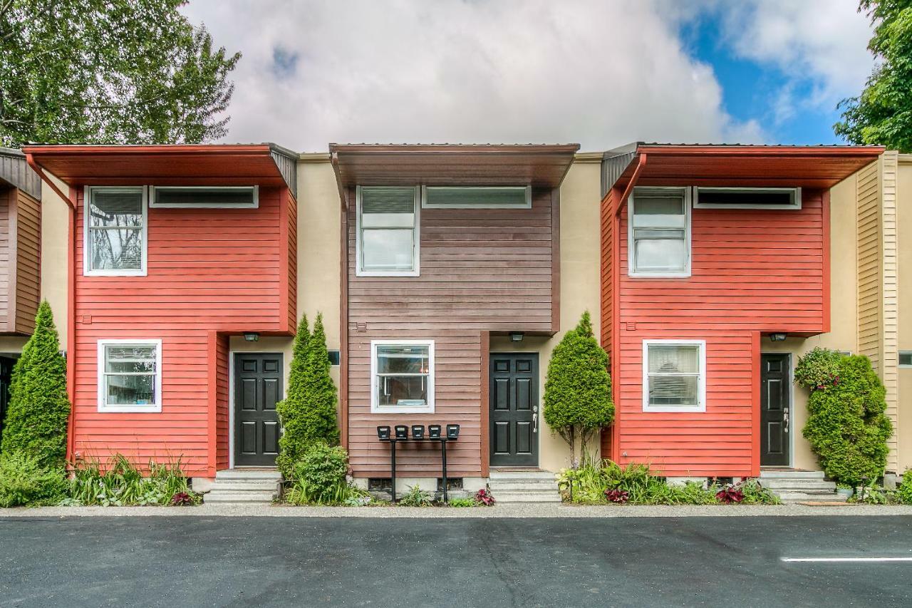 Moon River Suites #5 North Bend Buitenkant foto